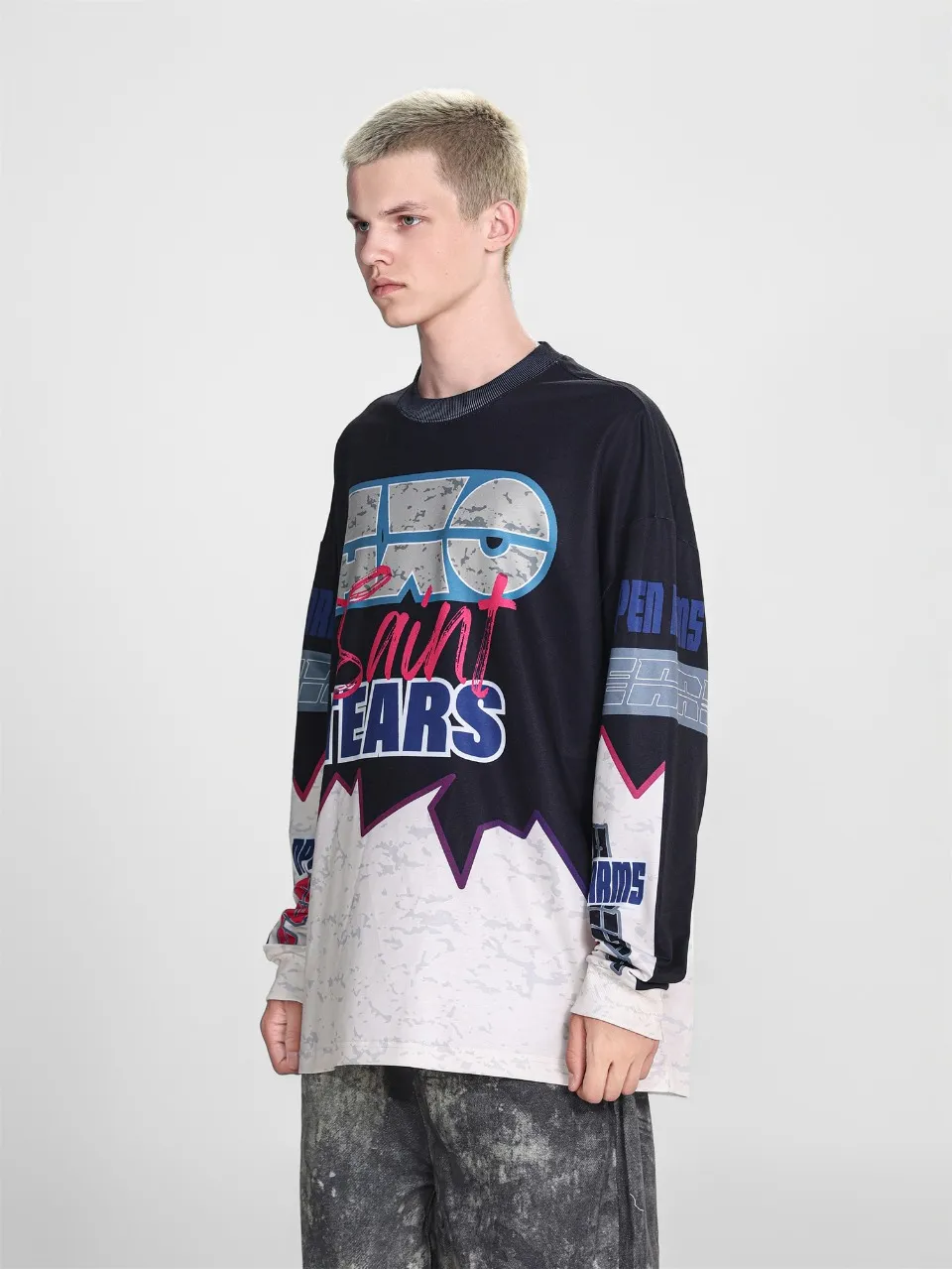 Saint michael tears all-over printed long-sleeved vintage autumn and winter T-shirt Style number: 111 Size: M L XL Wholesale price: 136 Color: black blue